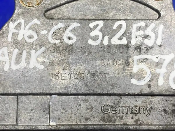 Imupumppu Audi A6 C6 A4 B7 3.2 FSI OEM 06E145100T image 6