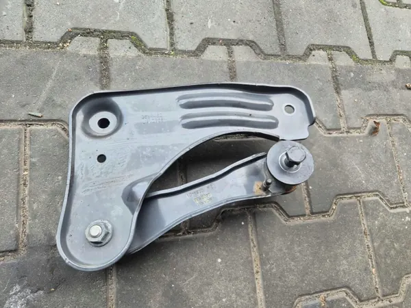 Suporte suspensão cabina Scania OEM 2569452 / 2402503 image 2