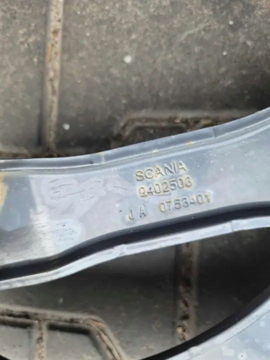 Suporte suspensão cabina Scania OEM 2569452 / 2402503 image 4