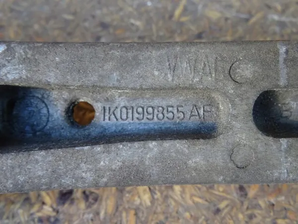 Kiinnitystuki AUDI A3 8P GOLF V OCTAVIA II 1K0199855AF image 3