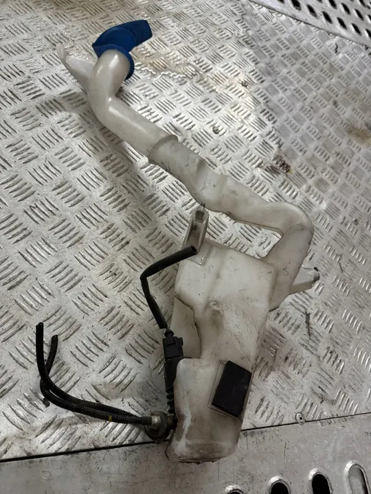 Pesunesteen Säiliö SEAT IBIZA IV 6J image 2