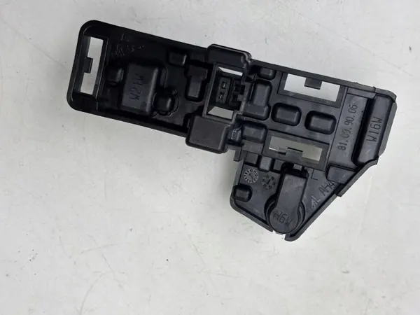 Insert phare arrière Audi A3 S3 8V OEM 81099007 image 3