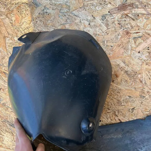 VW GOLF V Etu Vasemman Lokasuojan 1K0805977B image 6