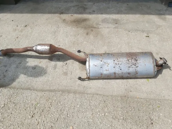 Toyota OEM 12841 Middendemper voor RAV4 III 2.2 D4D image 5