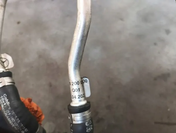 Koelvloeistofslang A2782000500 Mercedes-Benz 4.7 V8 A278 image 3