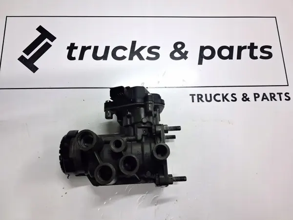 Válvula EBS usada OEM 23166657 para remolques Volvo FH/FM image 2
