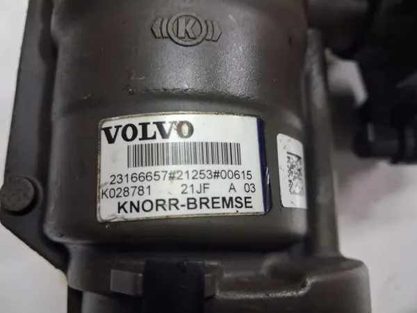 Válvula EBS usada OEM 23166657 para remolques Volvo FH/FM image 5