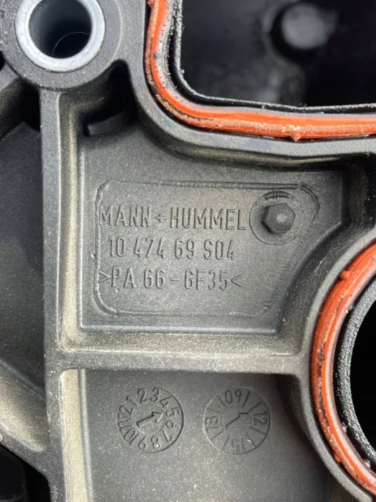 Begagnad insugsgrenrör OEM 1047469S04 VW Polo V image 6