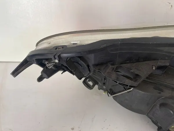 Vasen Heijastinlamppu Volvo XC60 08- OEM 31395466 image 6