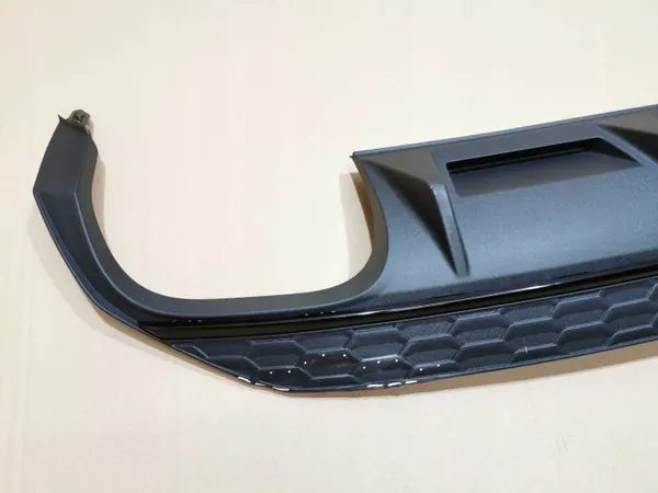 Audi S3 8Y5 Takapuskurin Diffuusori OEM 8Y5807521C image 4