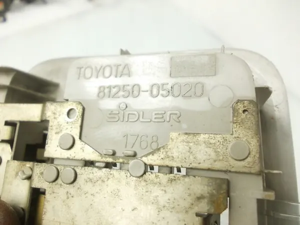 Inredningsbelysning OEM 81250-05020 för Toyota Avensis image 4