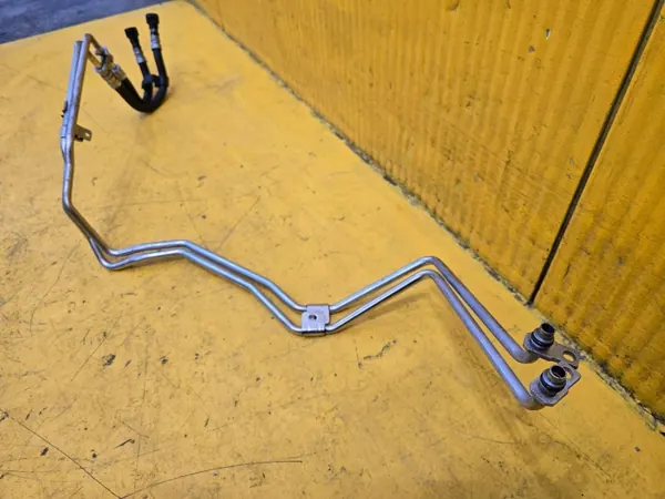 Durite de refroidisseur d'huile Porsche Macan OEM 95B317817A image 5
