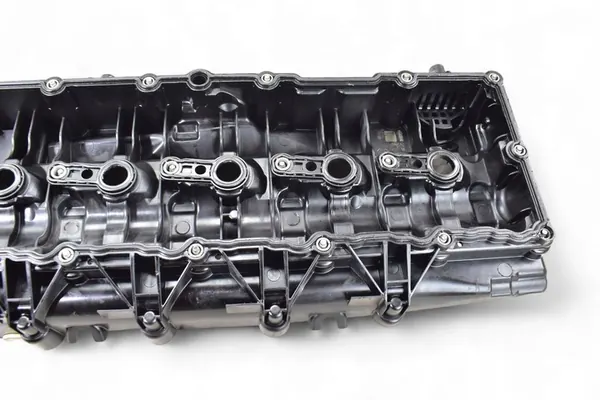 Tampa de Válvula BMW 3.0d 2016 OE 7823181 image 9