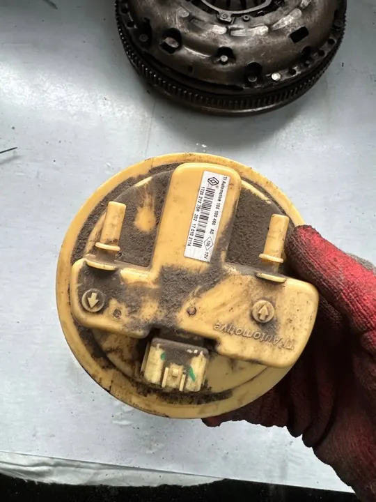 Unidade de fornecimento de combustível Renault OE 172021275R image 2