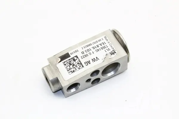 Vanne d'expansion de climatisation CUPRA BORN (K11) 1EA816103D image 2