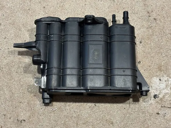Porsche Panamera brandstofdampfilter OEM 971201805K image 2