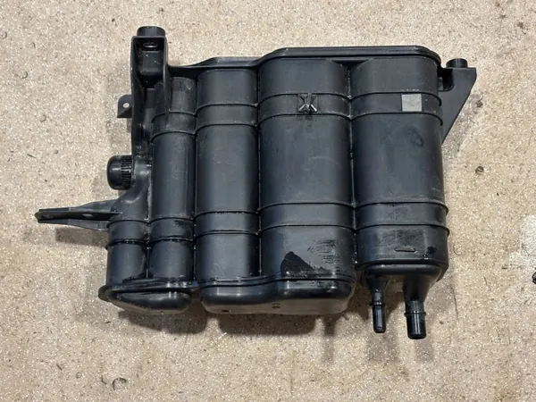 Porsche Panamera brandstofdampfilter OEM 971201805K image 7