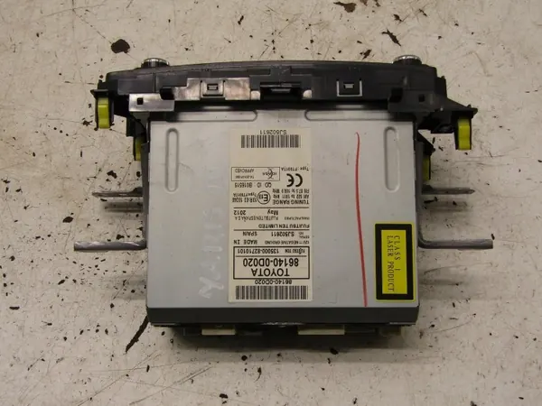 Radio CD Toyota Yaris III OEM 861400D020 image 4