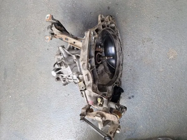 90334344 Vaihteisto Opel Corsa B F10 1.4 image 7