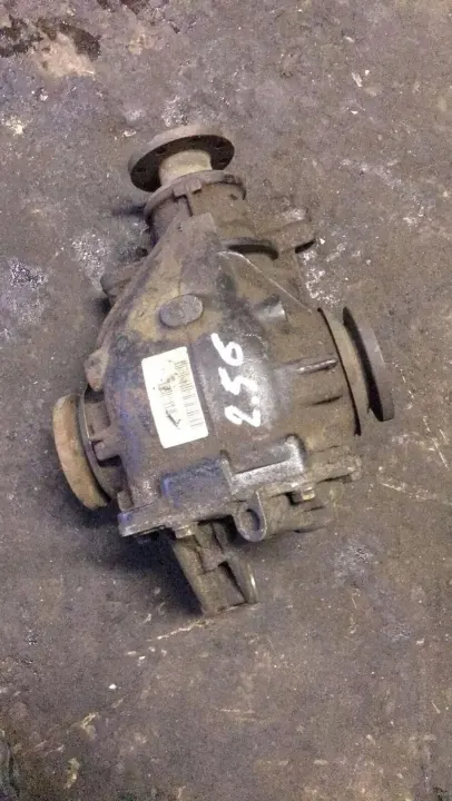 Gebrauchtes BMW Hinterachsdifferential OEM 7527060 für 3er E46 image 2