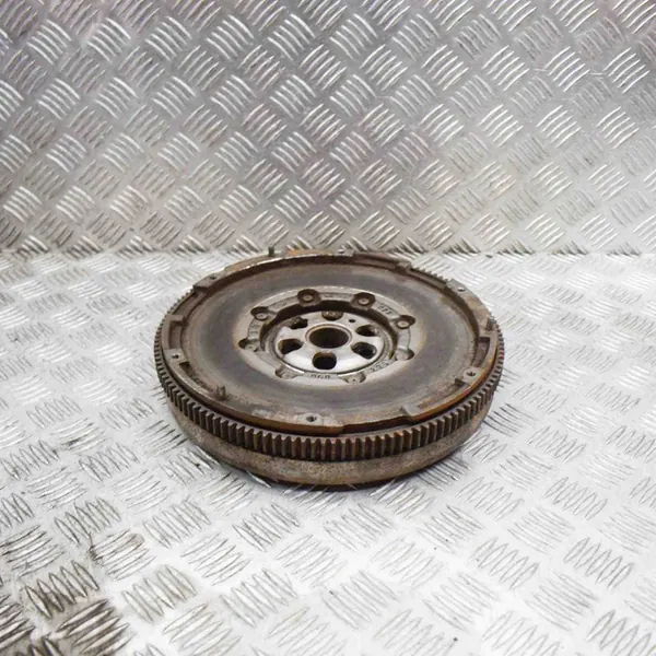 Kit de embreagem Audi Q3 2.0L 2012 OEM 03L141031P image 3