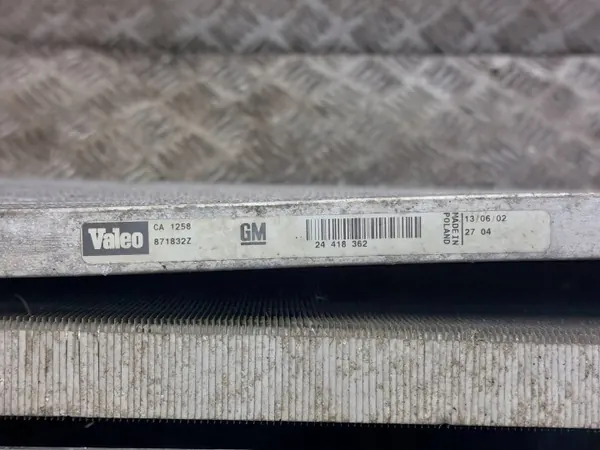 Radiator & Ventilator Set OEM 09202805 voor Opel Vectra C image 3