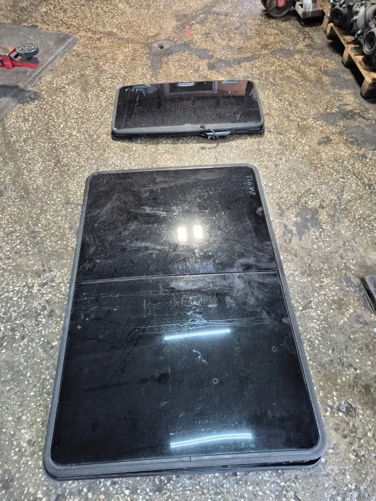 Mercedes Viano W639 Panoramadak OEM Gebruikt image 2
