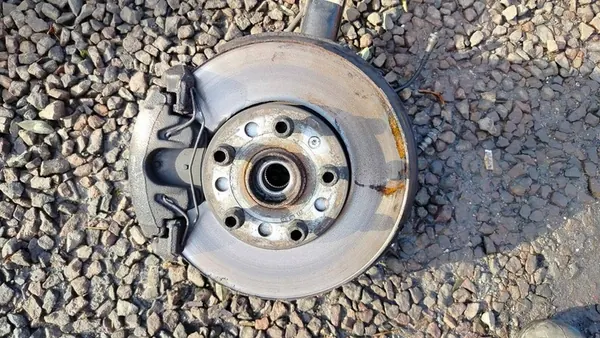 Ammortizzatore anteriore sinistro Audi A3 8P 2.0 TDI 1T0413031DB image 4