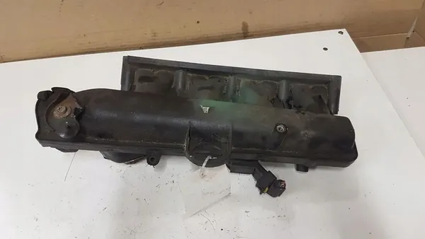 Opel Corsa C 2004 Coletor de admissão B309 image 3