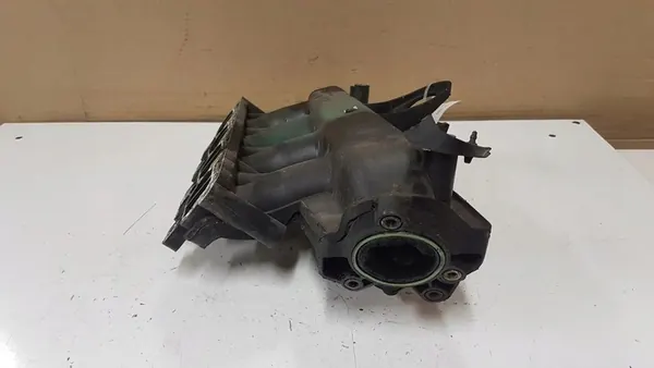 Opel Corsa C 2004 Coletor de admissão B309 image 7