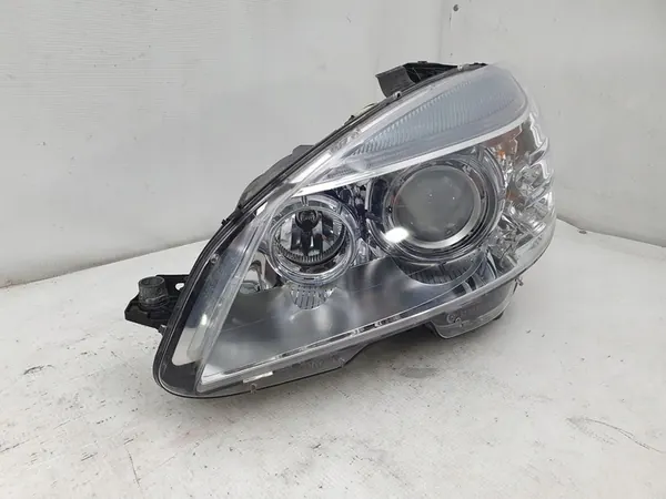 Linker Bi-Xenon Koplamp Mercedes C-Klasse W204 07-11 A2048202959 image 4