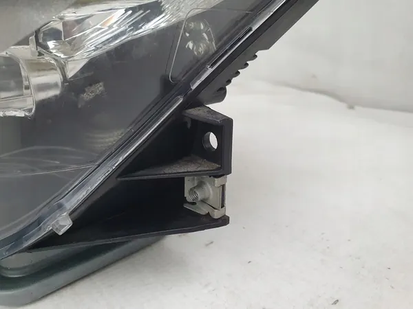 Linker Bi-Xenon Koplamp Mercedes C-Klasse W204 07-11 A2048202959 image 8