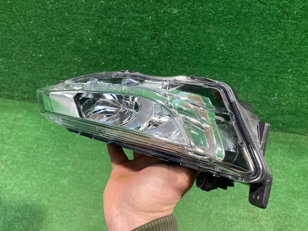 SEAT LEON III Halógeno LED DRL Esquerdo Frontal 5F0941701C image 2