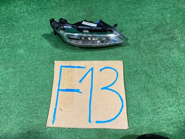 SEAT LEON III Halógeno LED DRL Esquerdo Frontal 5F0941701C image 7