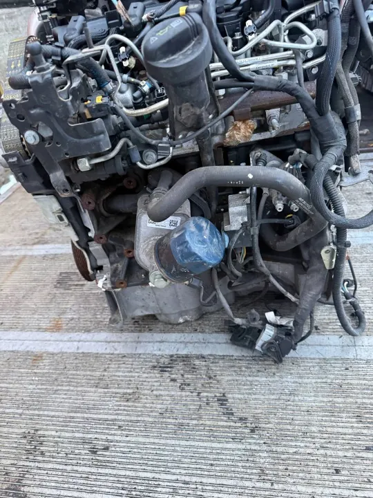 Motor K9KF452 Mercedes 1.5 CDI - Gebraucht image 4