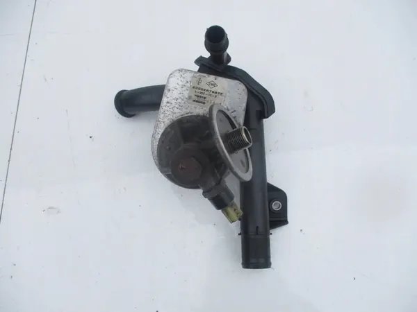 Oljefilterhus med kylare Renault Dacia Mercedes Nissan image 2