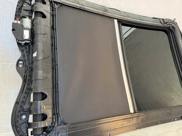 Porsche Macan 95B Techo Panorama Elevación OEM 355786575 image 4