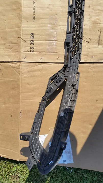 HYUNDAI I20 Griglia Paraurti Anteriore 86562-C8000 image 5