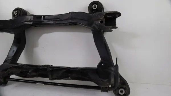 Jeep Cherokee KL Takaperävetokärry OEM 1176366921 image 5