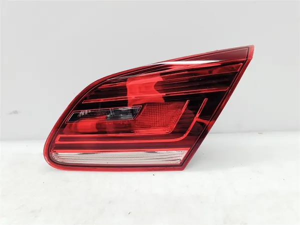VW Passat CC Lift 12+ Lámpara Trasera Derecha image 2