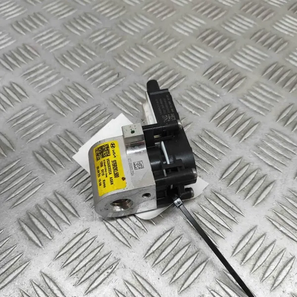 Válvula de expansión A/C Hyundai IONIQ 6 2024 OEM 976R2KL500 image 4