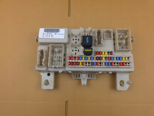 Ford BCM-moduuli OEM 4M5T-14A073-BF Käytetty image 2