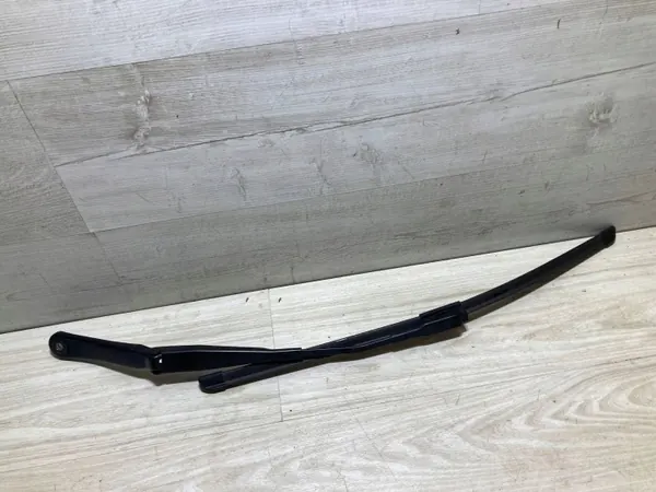BMW X2 F39 Pyyhinvarsioem 7429703 Vasen puoli image 2
