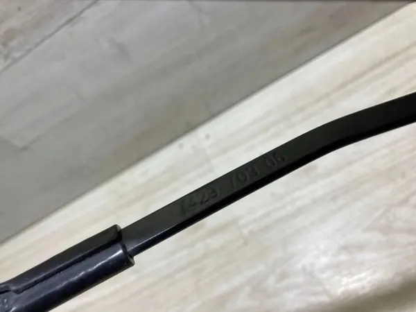 BMW X2 F39 Pyyhinvarsioem 7429703 Vasen puoli image 3