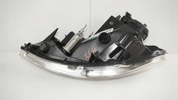 Oikea Etuvalo OEM 360181124 Renault Trafic 07-14 image 10
