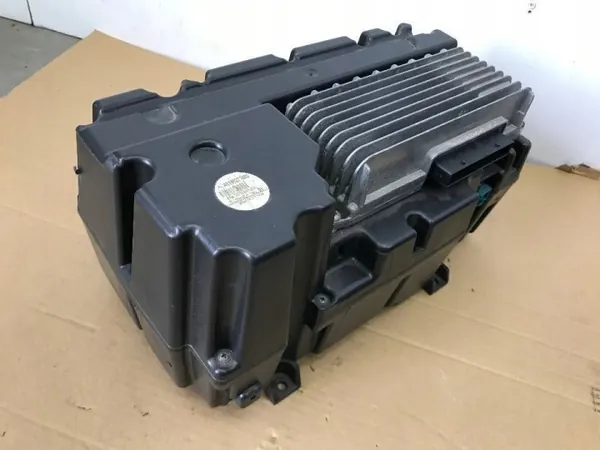 Radio Mercedes Vito W639 OEM A6398271660 - Usado image 8