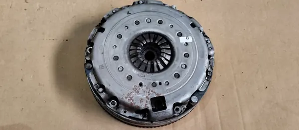 Kaksimassainen vauhtipyörä Jeep Compass II 2.0 MTJ 55275372 image 2