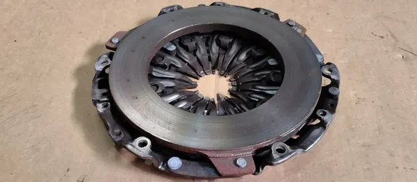 Kaksimassainen vauhtipyörä Jeep Compass II 2.0 MTJ 55275372 image 9