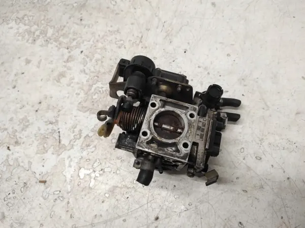 Audi 80 B3 1.8 PM Monowtrysk OEM 050133015N image 5