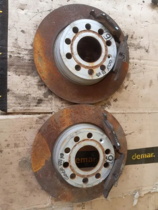 Bremsbeläge hinten OEM 5Q0615601D Golf VII image 2